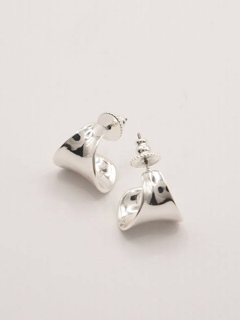 【 予約:6月上旬 】トライアングルカーブラップピアス /0063-731SH