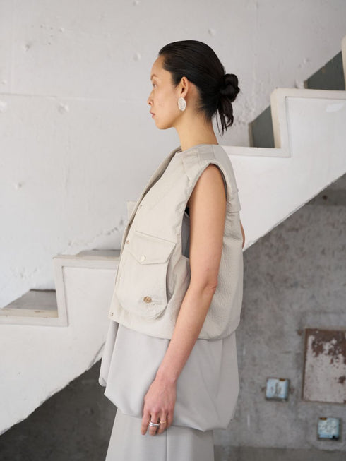 【 予約:9月中旬 】PUFFY MILITARY VEST /Y263-42094