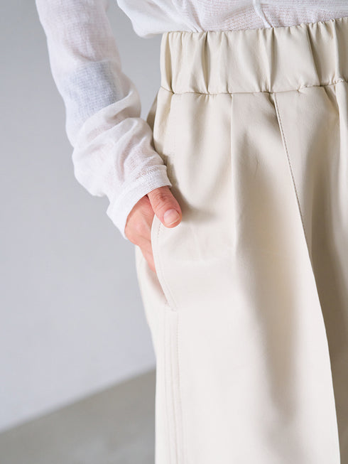 FAUX LEATHER HALF PT /Y251-31008