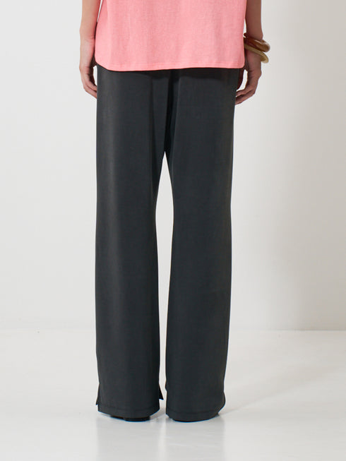 【 予約:2月上旬 】SIDE SLIT SLACKS /Y261-32022