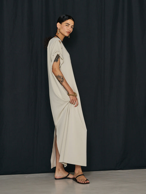 【 予約:2月上旬 】EYELETS TEE DRESS /Y261-52021