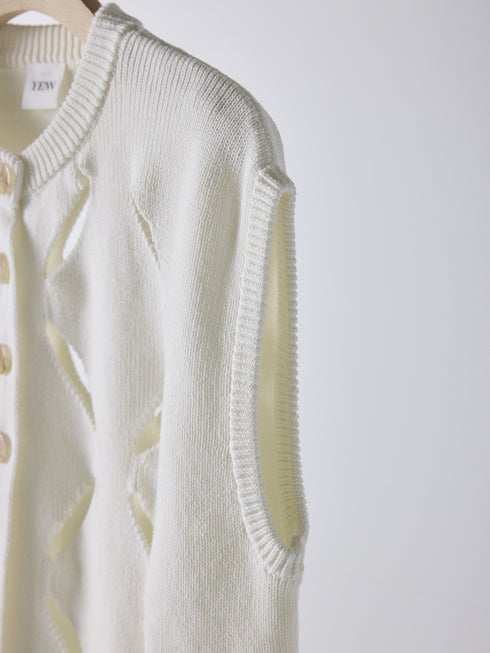 【 予約:2月上旬  】CUT OUT PATTERN VEST /Y261-91012