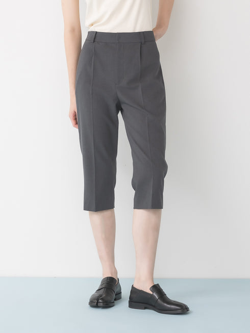 【 予約:1月中旬 】LOOSE CAPRI PANTS /M264-38179