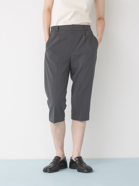 【 予約:1月中旬 】LOOSE CAPRI PANTS /M264-38179