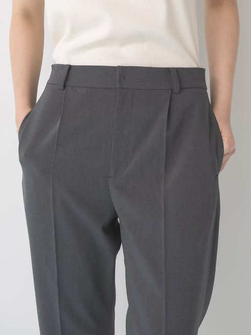 【 予約:1月中旬 】LOOSE CAPRI PANTS /M264-38179