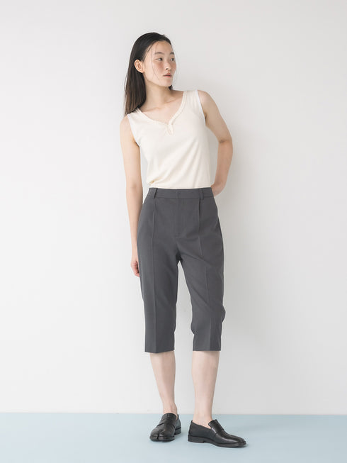 【 予約:1月中旬 】LOOSE CAPRI PANTS /M264-38179