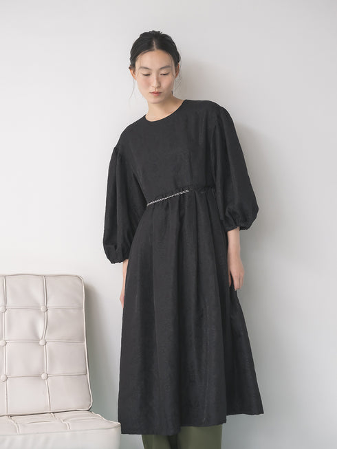 【 予約:1月中旬 】VOLUME DRESS /M264-58174