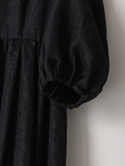 【 予約:1月中旬 】VOLUME DRESS /M264-58174