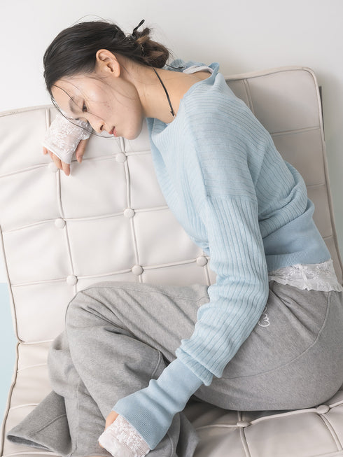【 予約:1月中旬 】LACE LONG SLEEVE TOP /M264-88190
