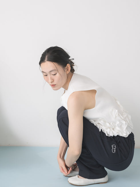 【 予約:1月中旬 】PEPLUM KNIT VEST /M264-98185