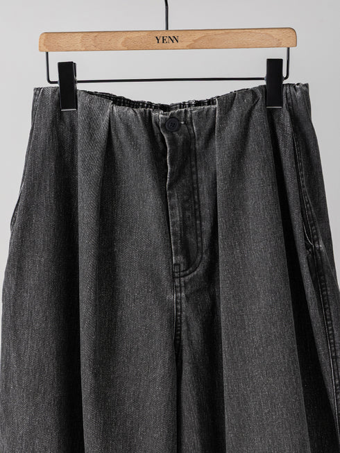【 予約:11月中旬 】BOX TUCK PEG PANT /Y264-31124