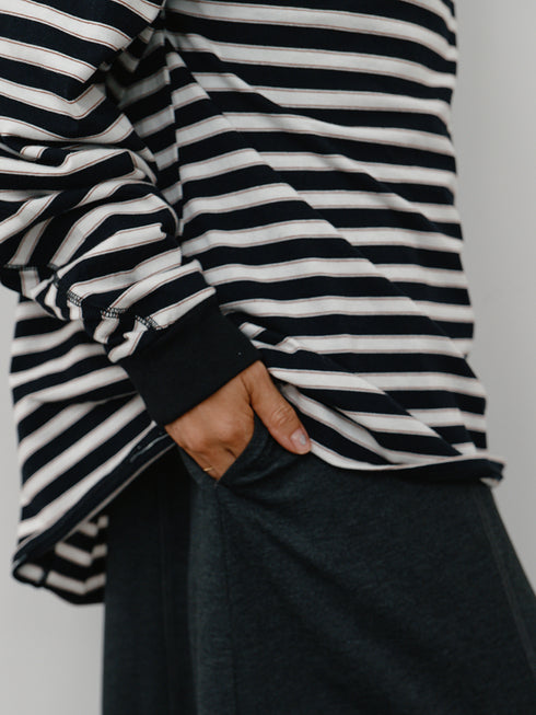 【 予約:10月中旬 】STRIPE FORM LONG T /Y264-81111