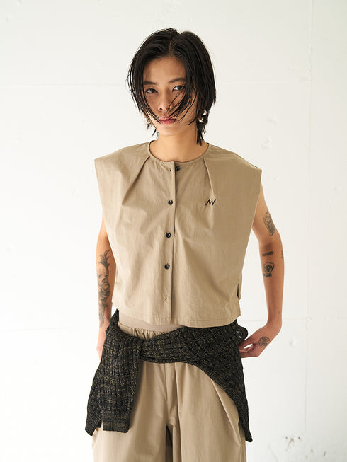【 予約:5月下旬 】SLEEVELESS SHIRT /Y262-11040