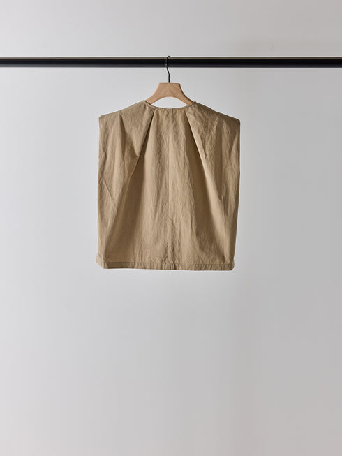 SLEEVELESS SHIRT /Y262-11040