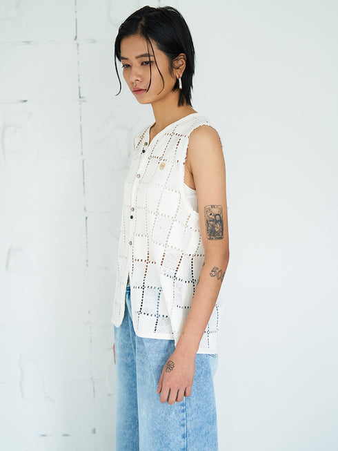 【 予約:5月下旬 】SLEEVELESS LACE TOP /Y262-12045