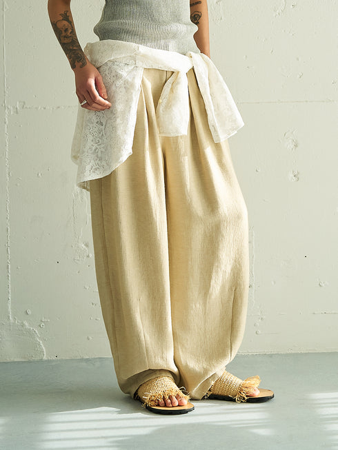 【 予約:5月下旬 】VOLUME CURVE PANTS /Y262-32051
