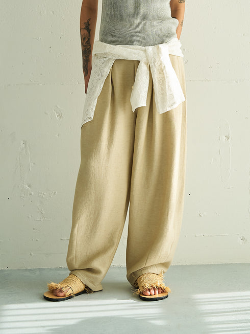 【 予約:5月下旬 】VOLUME CURVE PANTS /Y262-32051