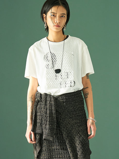 【 予約:5月下旬 】LACE FRAME LOGO TEE /Y262-81057