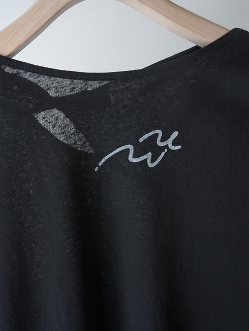 【 予約:5月下旬 】TWIST PRINT TEE /Y262-81058