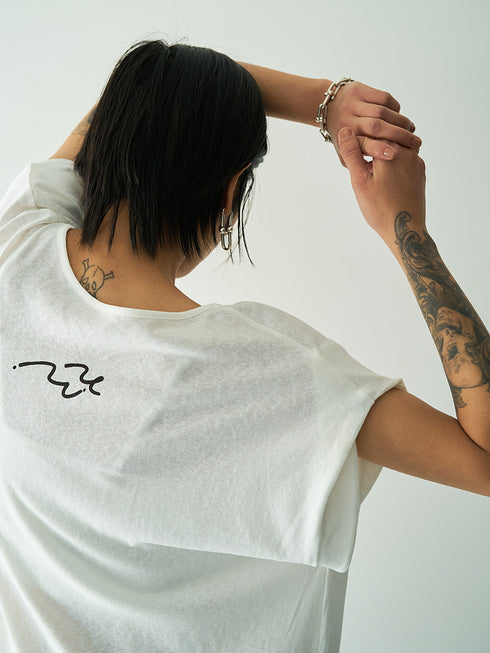 【 予約:5月下旬 】TWIST PRINT TEE /Y262-81058