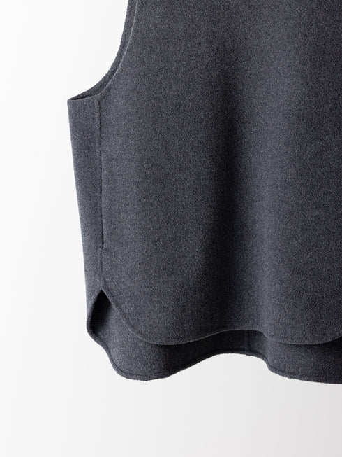 【 予約:9月中旬 】W FACE OVER VEST /Y263-41104