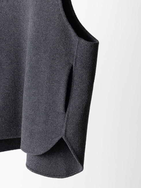 【 予約:9月中旬 】W FACE OVER VEST /Y263-41104